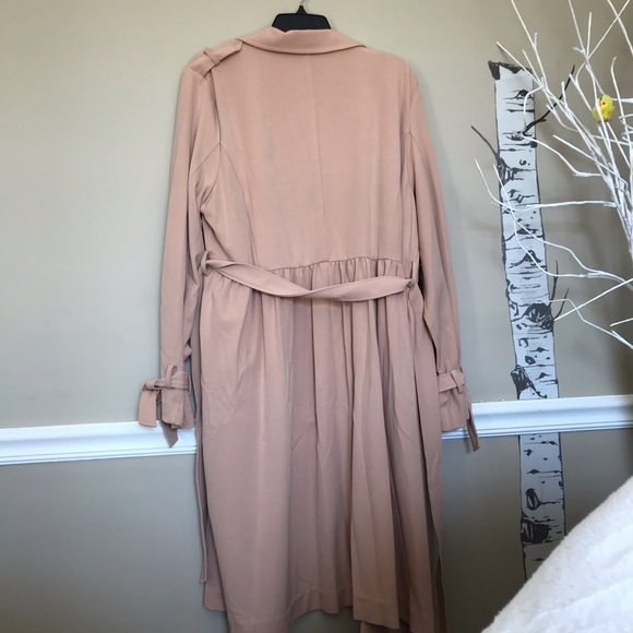 Lauren Conrad trench coat - Picture 2 of 6
